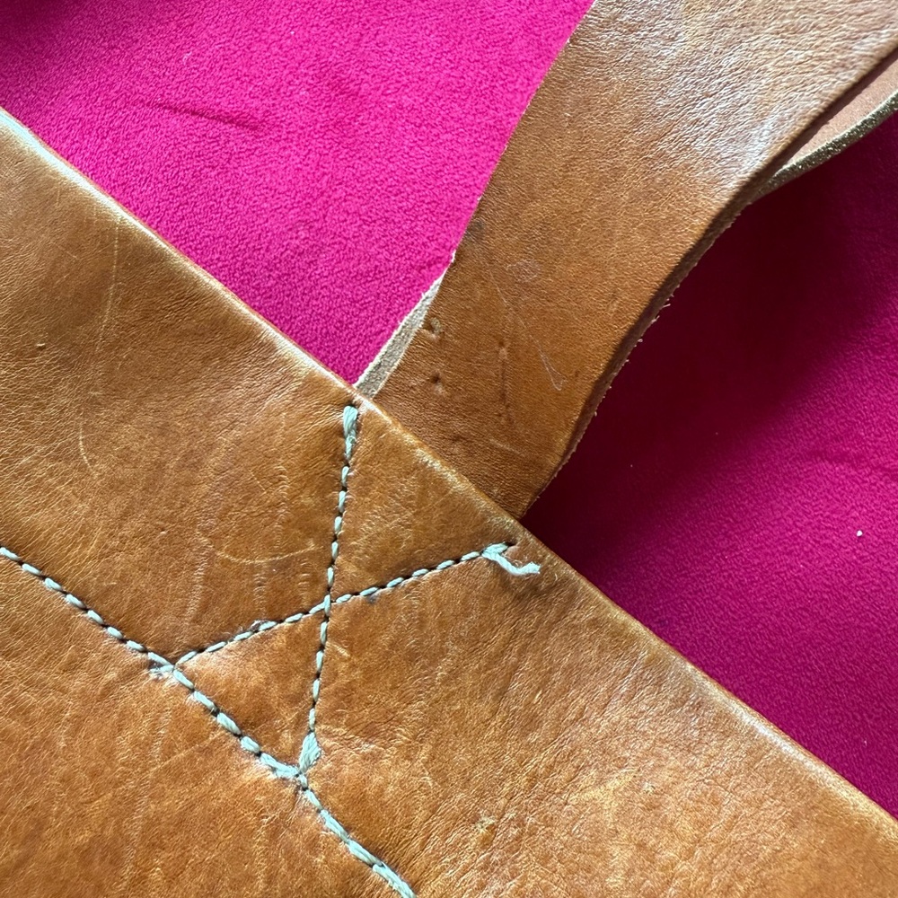 madewell rivet & thread bucket tote bag in cognac - Picture 7 of 14